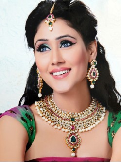 Kundan jewelry set